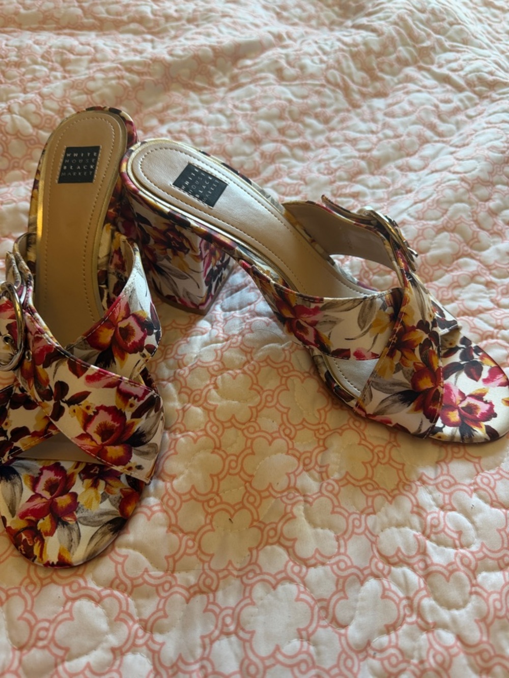 Floral Open-Toe Block Heel Sandals in Multicolor